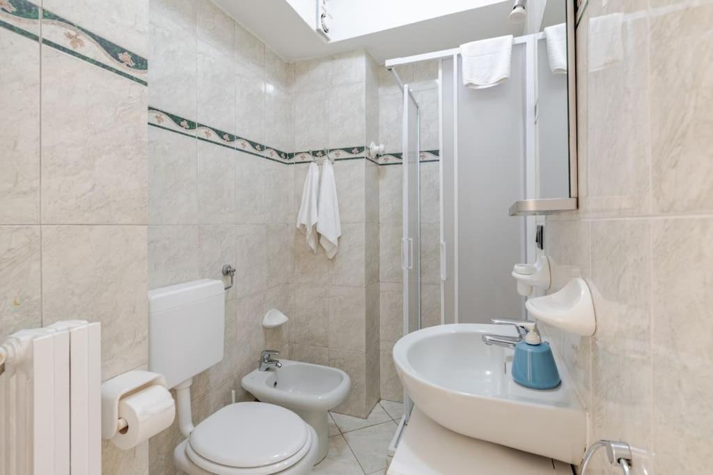 Апартаменти Casa Regina 3, Nel Centro Di Alba! Екстер'єр фото
